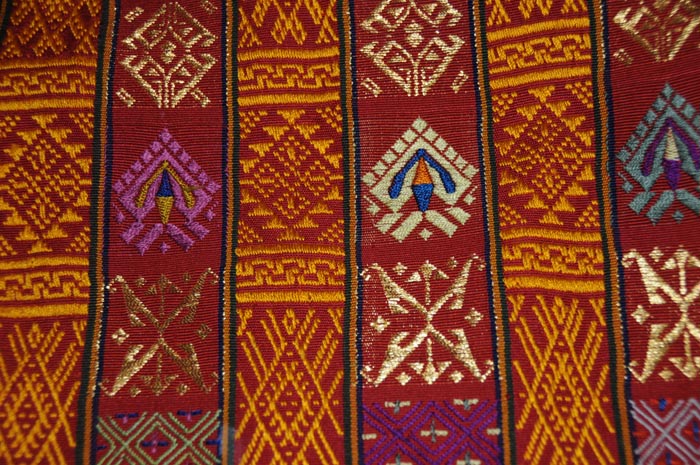 mar23-coronation-gold-w#8B9