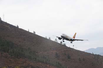 mar16-airport-approach-#897