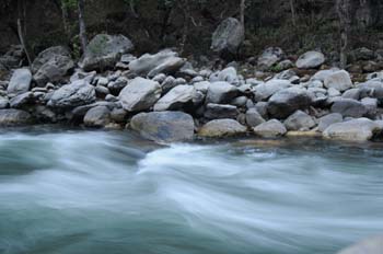 mar22-chuzsomsa-river-1435